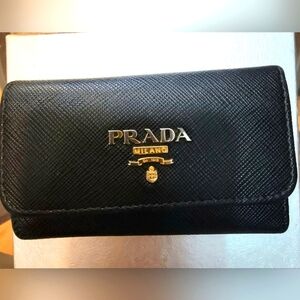 PRADA 6 KEY WALLET BLACK LEATHER